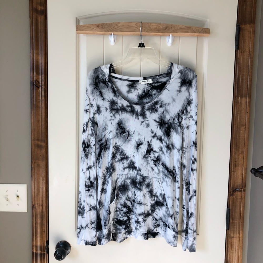 Ginger G Black and White Tie-Dye Sweatshirt